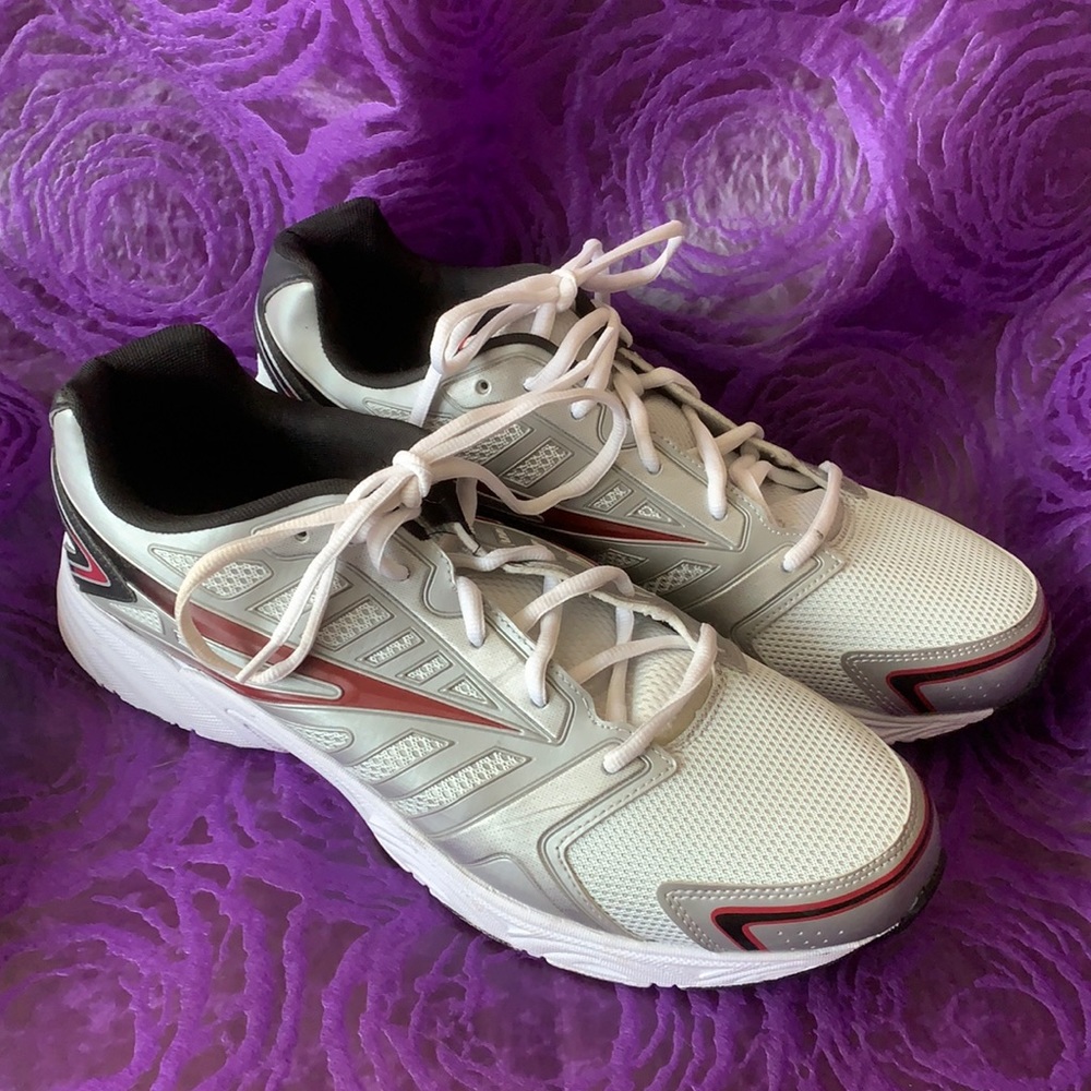 Cross Trekkers size 14W, great condition
